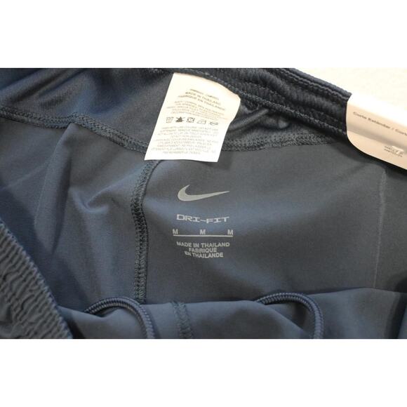 Nike Soccer Gym Shorts Dri Fit Performance No Pockets Womens Size Medium NWT - Picture 4 of 7